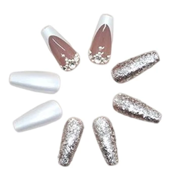 Квадратные накладные ногти с блестящими бриллиантами, очаровательные, удобные для ухода за ногтями в домашних условиях